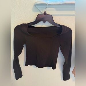 Chic Black Long Sleeve Crop Top
